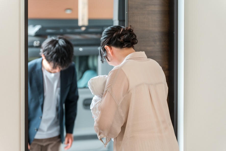 引っ越しの挨拶はどこまで？戸建て・マンション別の範囲を詳しく解説