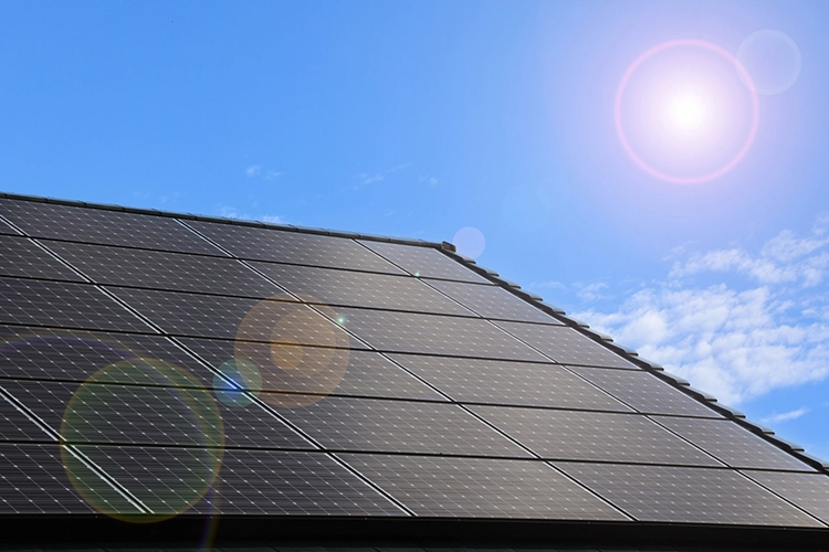 余剰電力買取も電力供給も市場連動型だから、納得の価格でご提供！｜余剰電力買取プラン｜卒FITを迎えた方向け